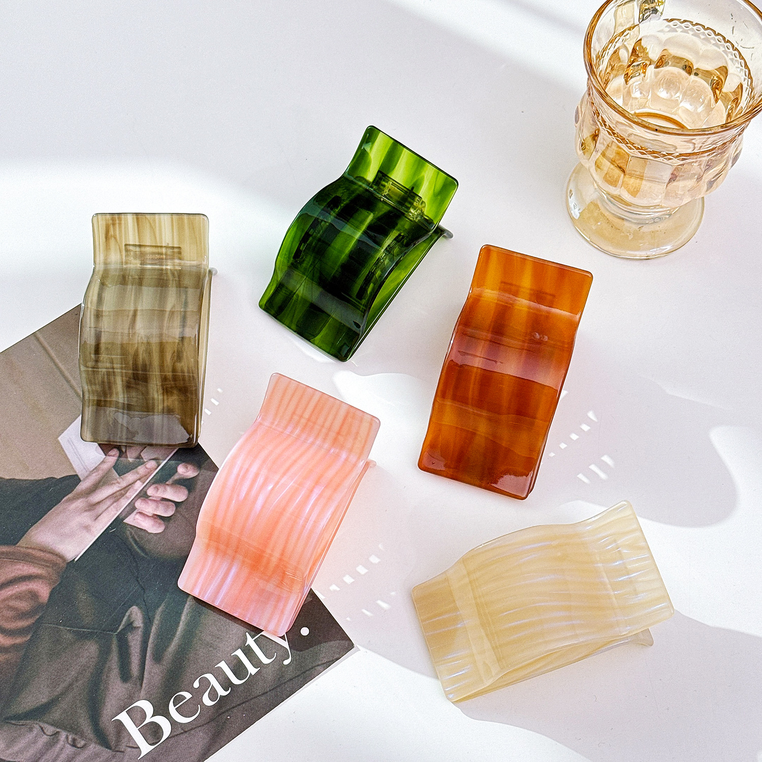 Duowei Jewelry Korean Style Retro Grab Clip Back Head Oversized Hair Artifact Acetic Acid Plate Hair Ponytail Clip