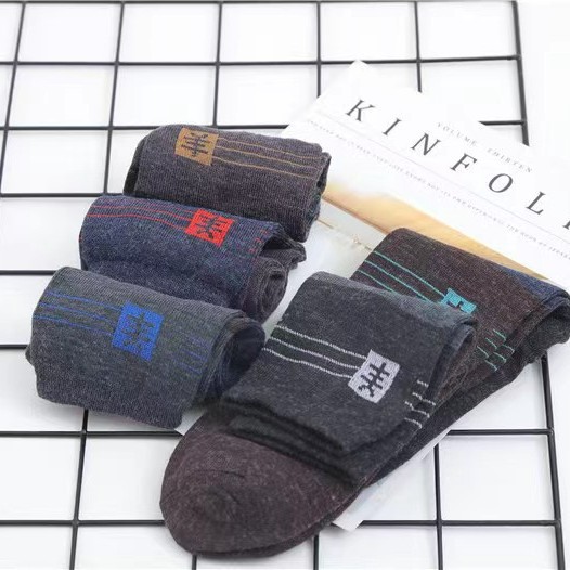 Autumn and winter men's socks middle-aged and elderly cashmere warm imitation wool stall socks versatile sports mid-barrel men's socks